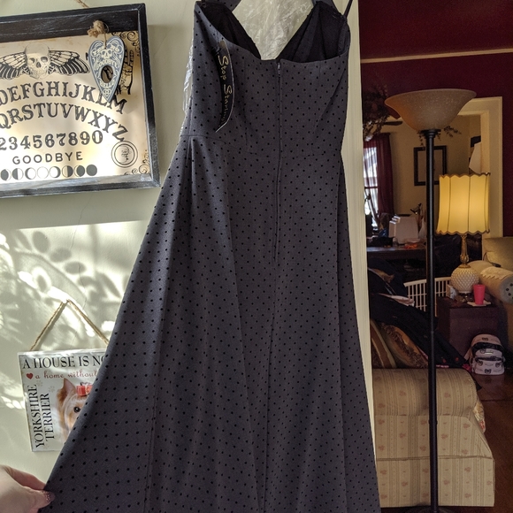 Stop Staring grey and black polka dot dress - Picture 4 of 7